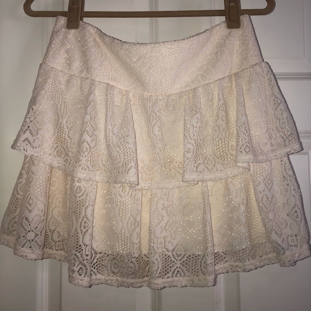 Jr's Dream Out Loud Cream Lace Tiered Mini Skirt by Selena Gomez